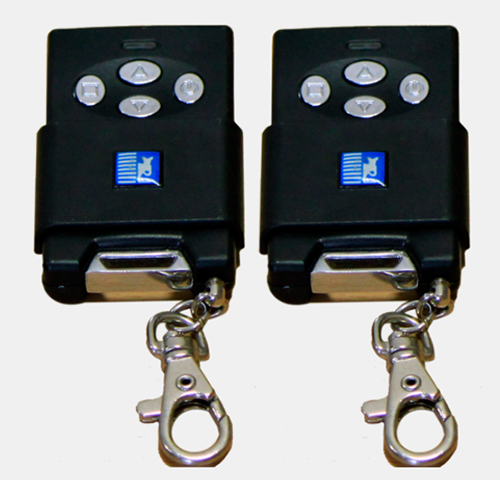 remote cửa cuốn thật giả